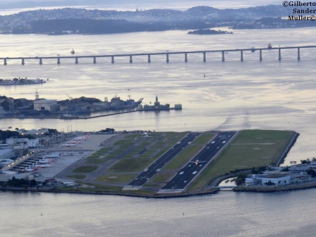 Aeroporto Santos Dumont e Ponte Rio-Niterói