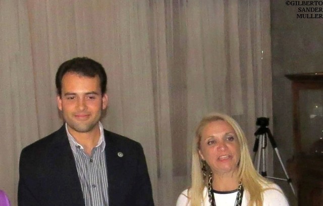Jair Galvão e Miriam Petrone, presidente da Abrajet Nacional